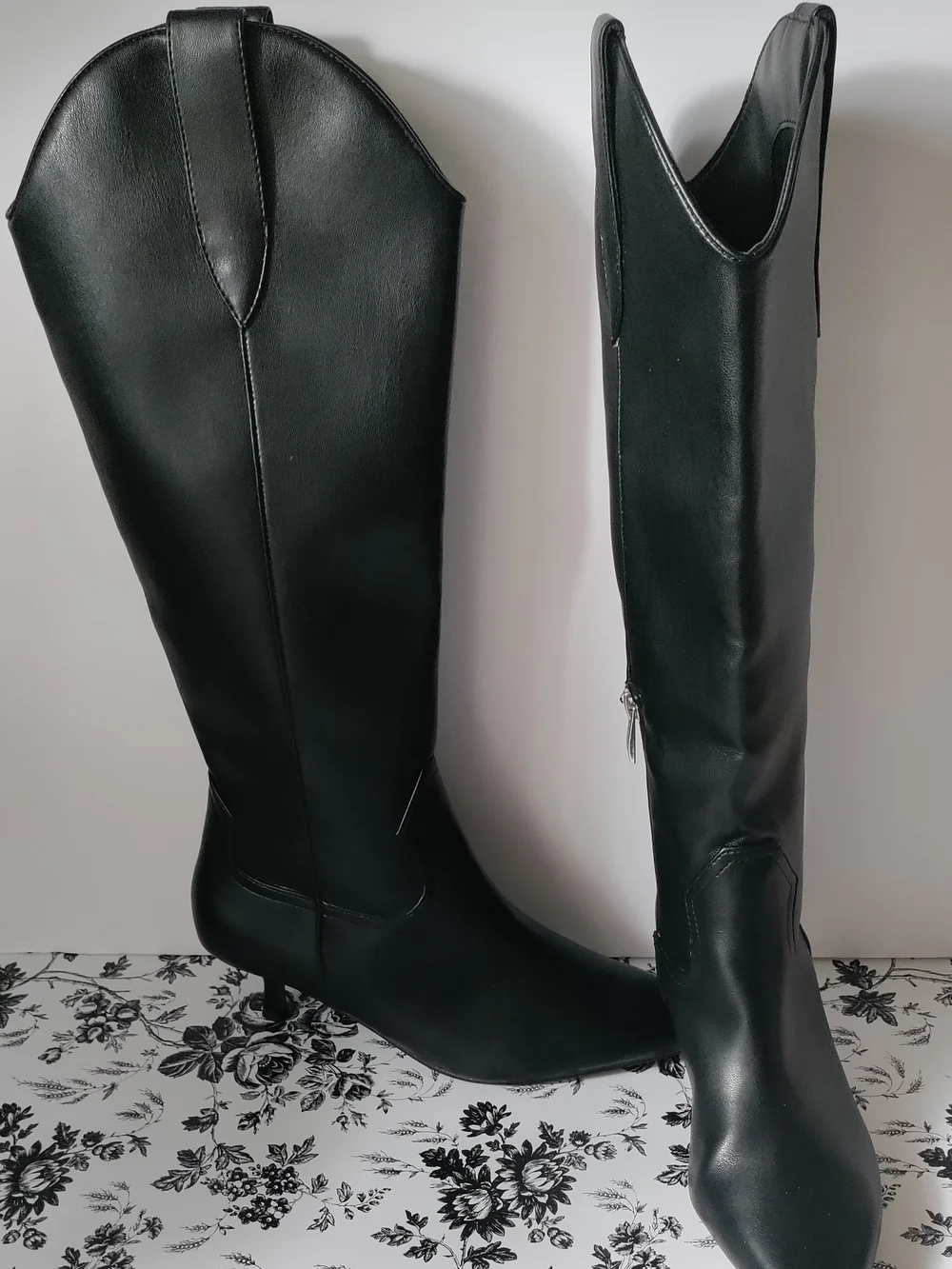 Steven by Steve Madden Bowen Black Knee-High Boots-Size 6.5